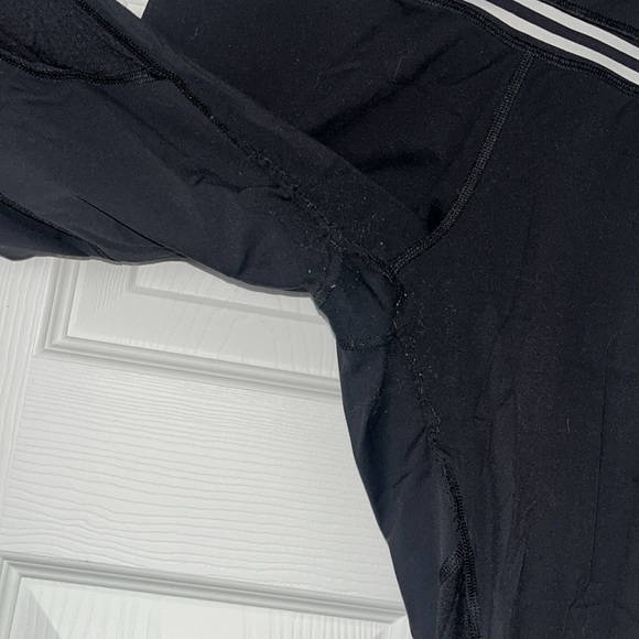 Lululemon CLEARANCE - Picture 4 of 9